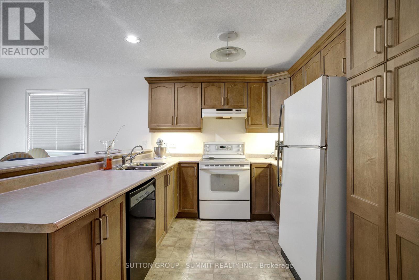 436 LAUSANNE CRES