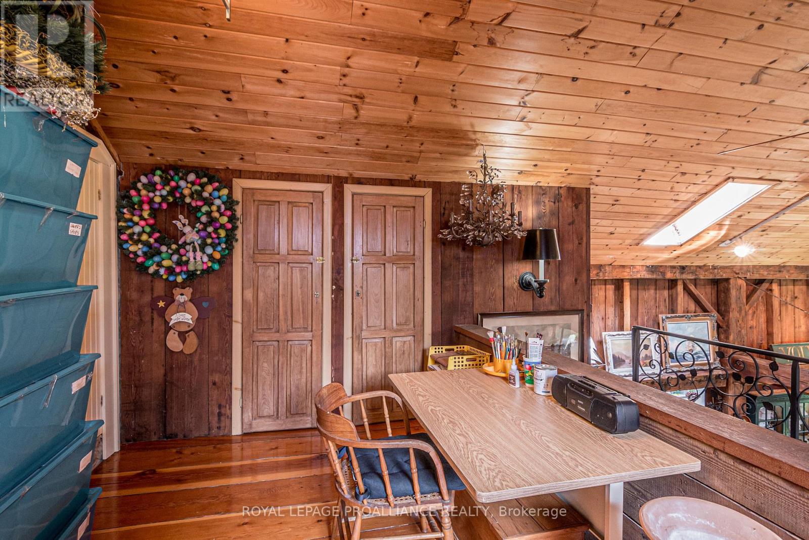 316 COLEBROOK RD