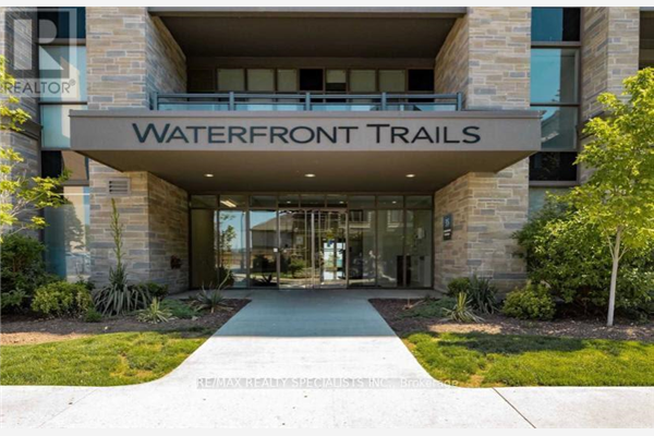 #123 -35 SOUTHSHORE CRES, Hamilton