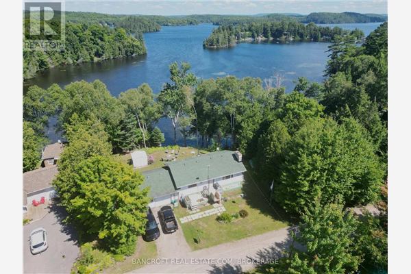 1071 LAGOON RD, Highlands East