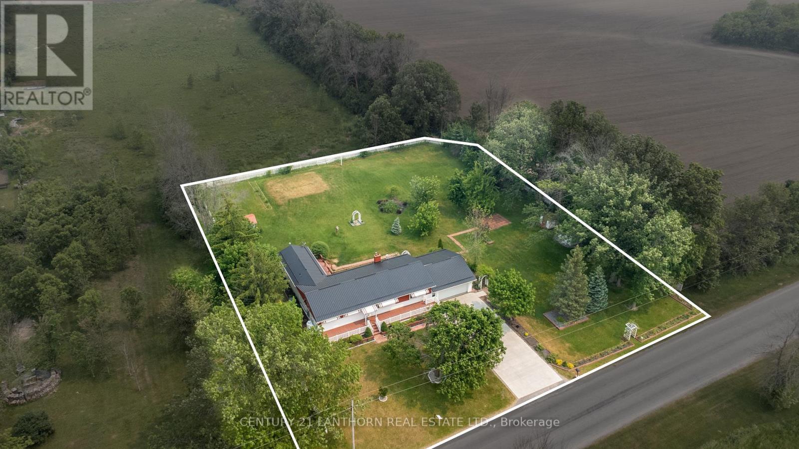 464 TRIPP RD