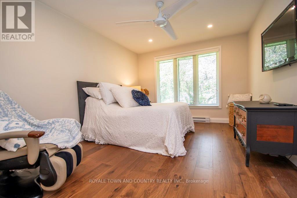 225 CLIFTON ST