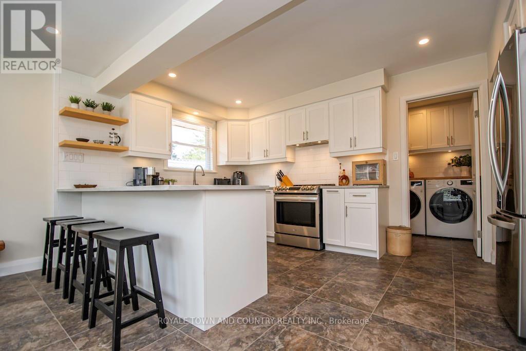225 CLIFTON ST