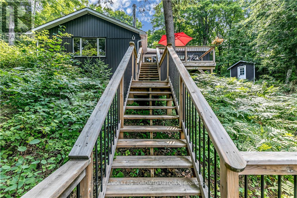 1813 KASHAGAWIGAMOG LAKE RD, Minden Hills