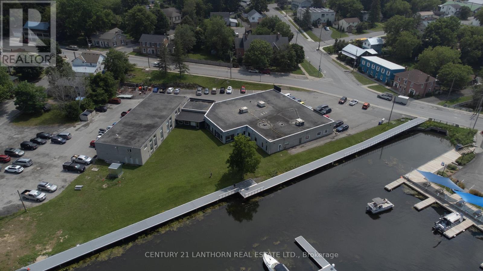 #SUITE 6 -35 BRIDGE ST, #Suite 6