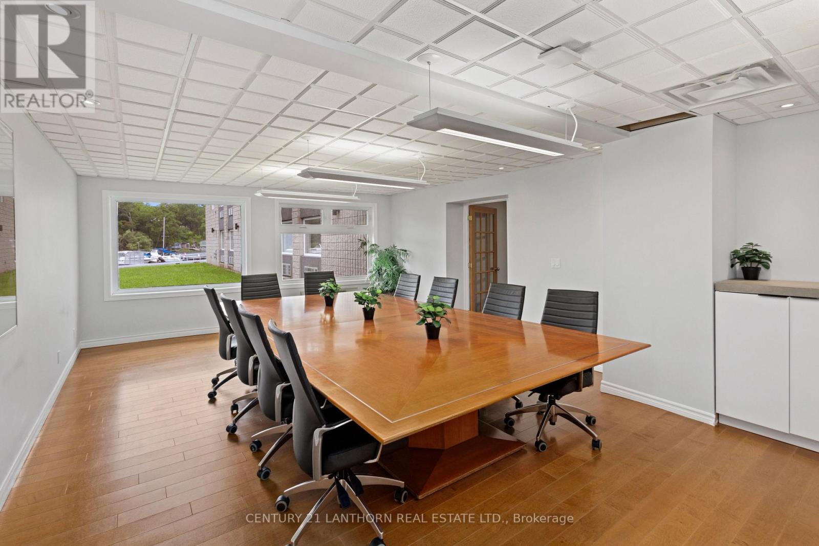 #113 -35 BRIDGE ST, #113