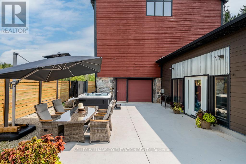 121 26 OLD HIGHWAY