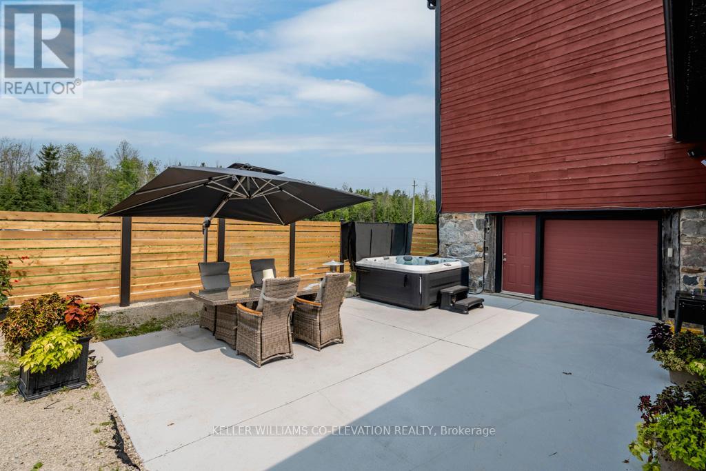 121 26 OLD HIGHWAY