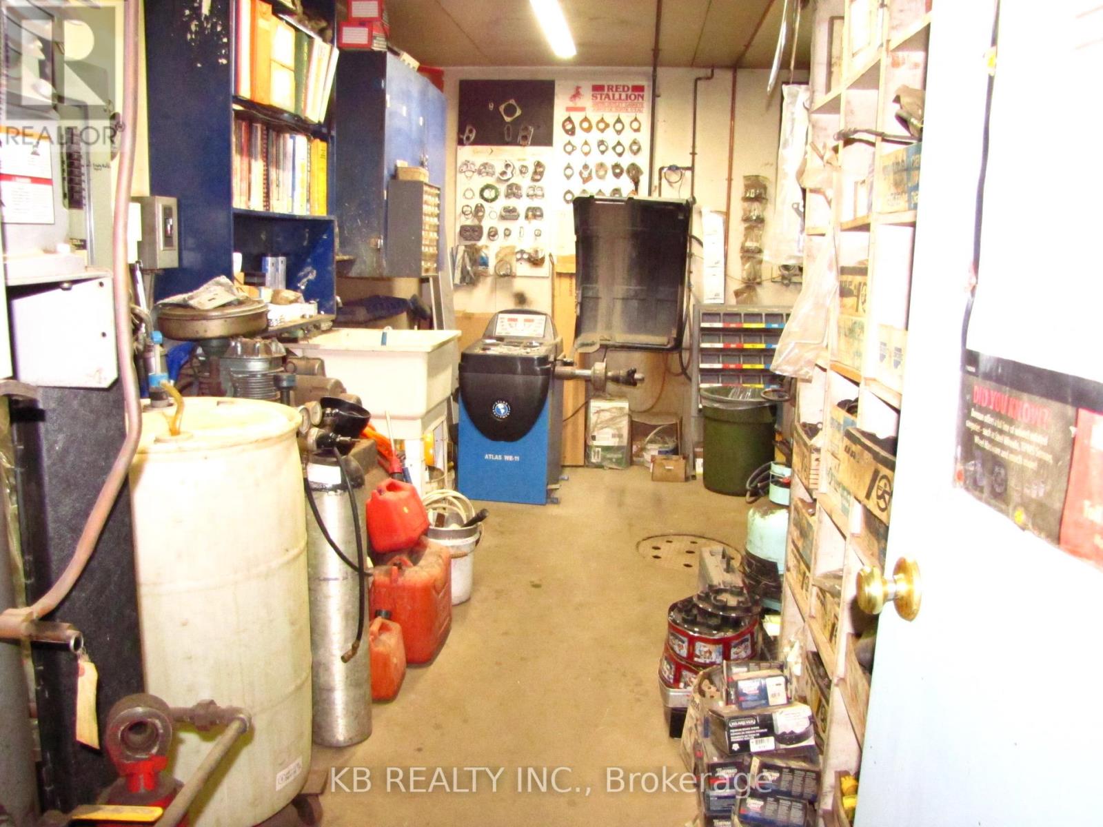 141 INDUSTRIAL BLVD