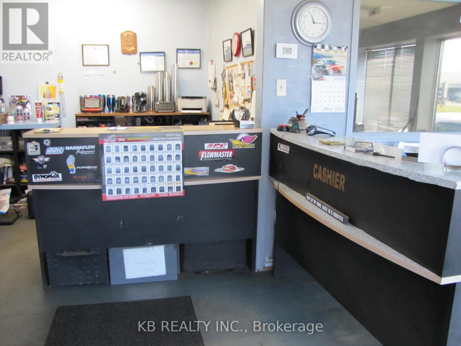 141 INDUSTRIAL BLVD