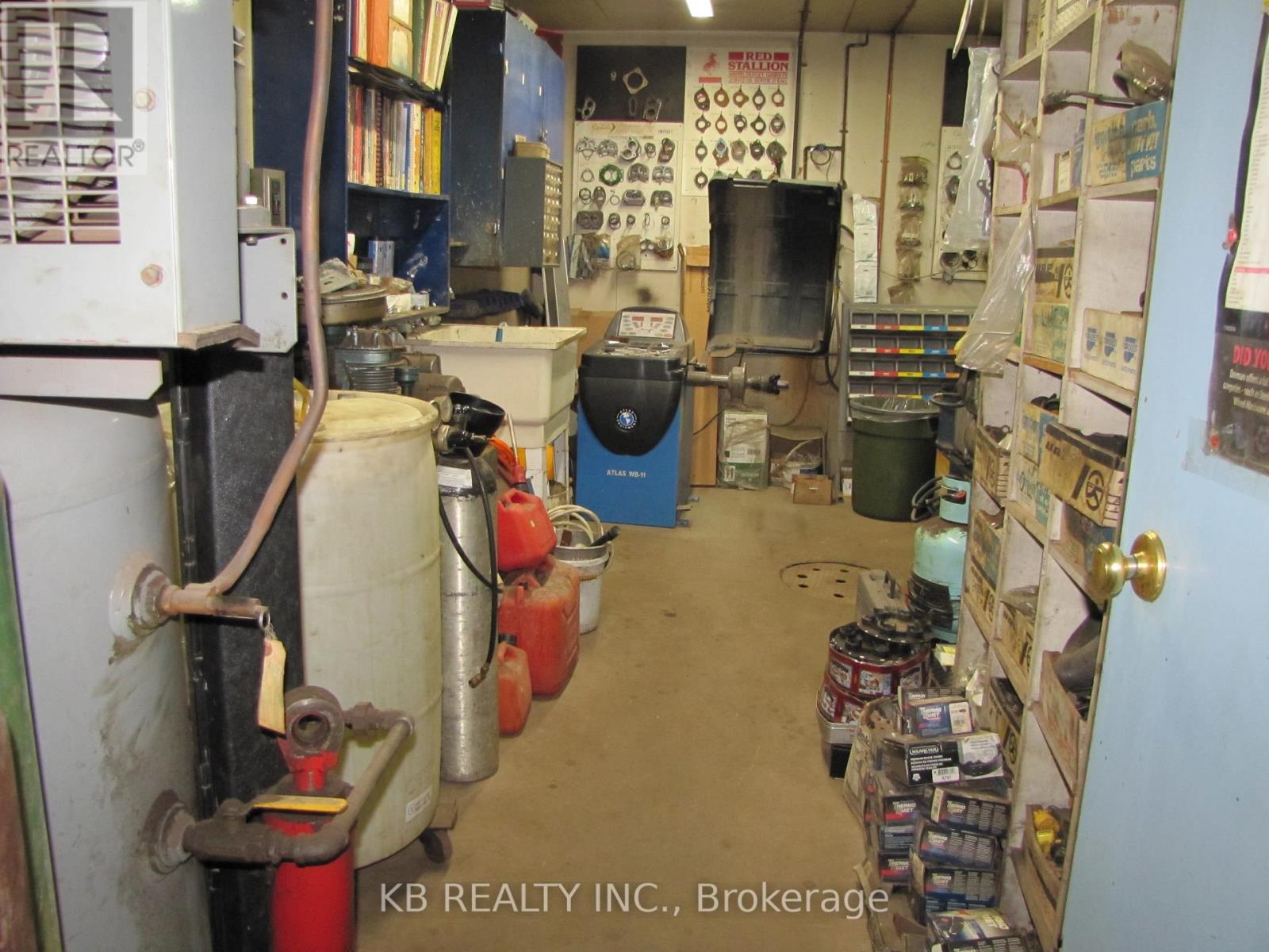 141 INDUSTRIAL BLVD