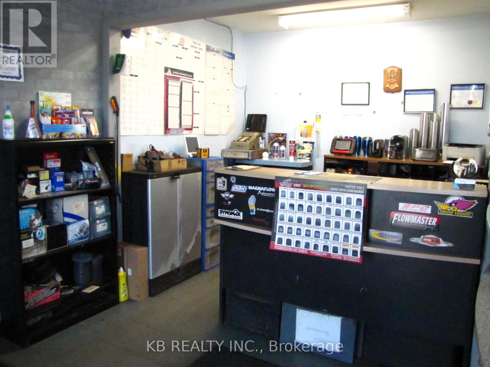 141 INDUSTRIAL BLVD