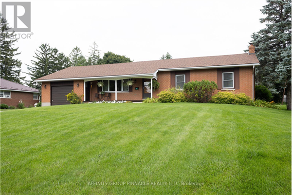 6 THORNDYKE DR, Kawartha Lakes
