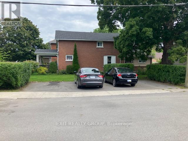 27 GROVE ST