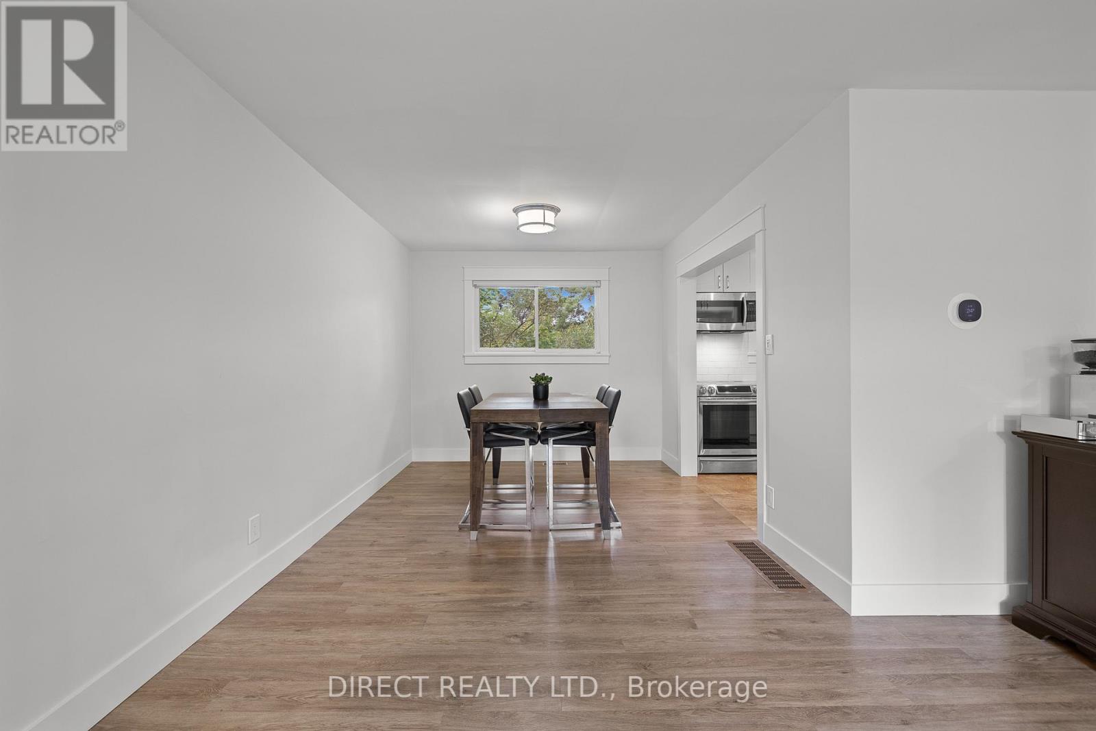 106 SELENA AVE