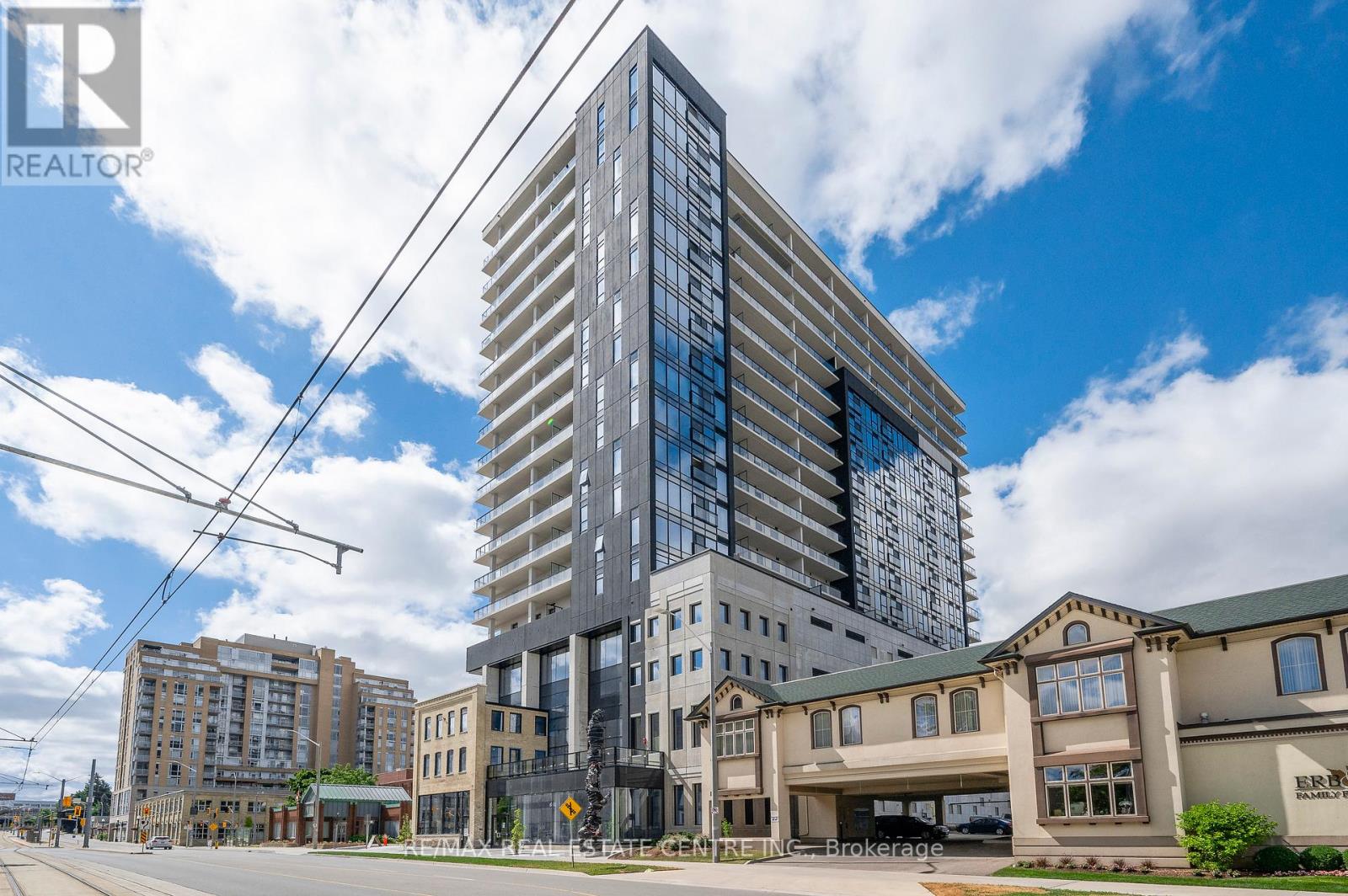#1714 -181 KING ST S, #1714