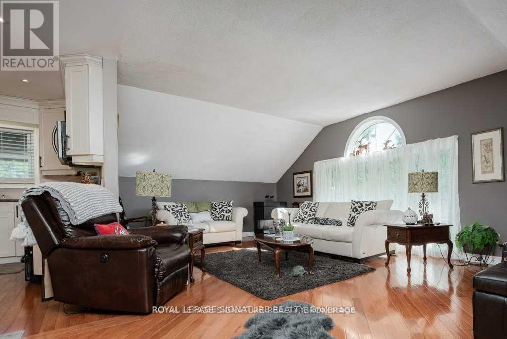 8087 COUNTRY RD 2
