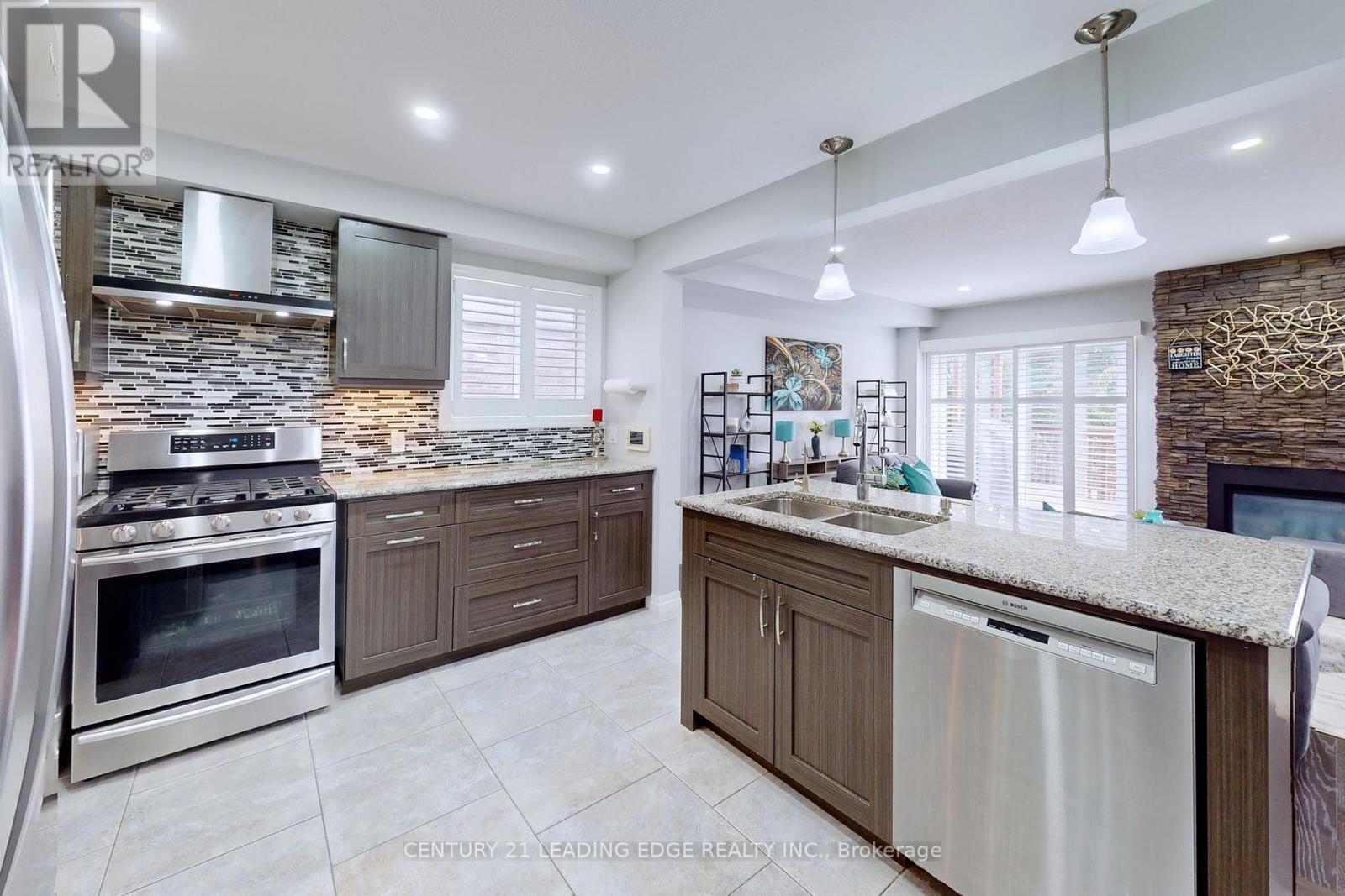 610 B MONTPELLIER DR