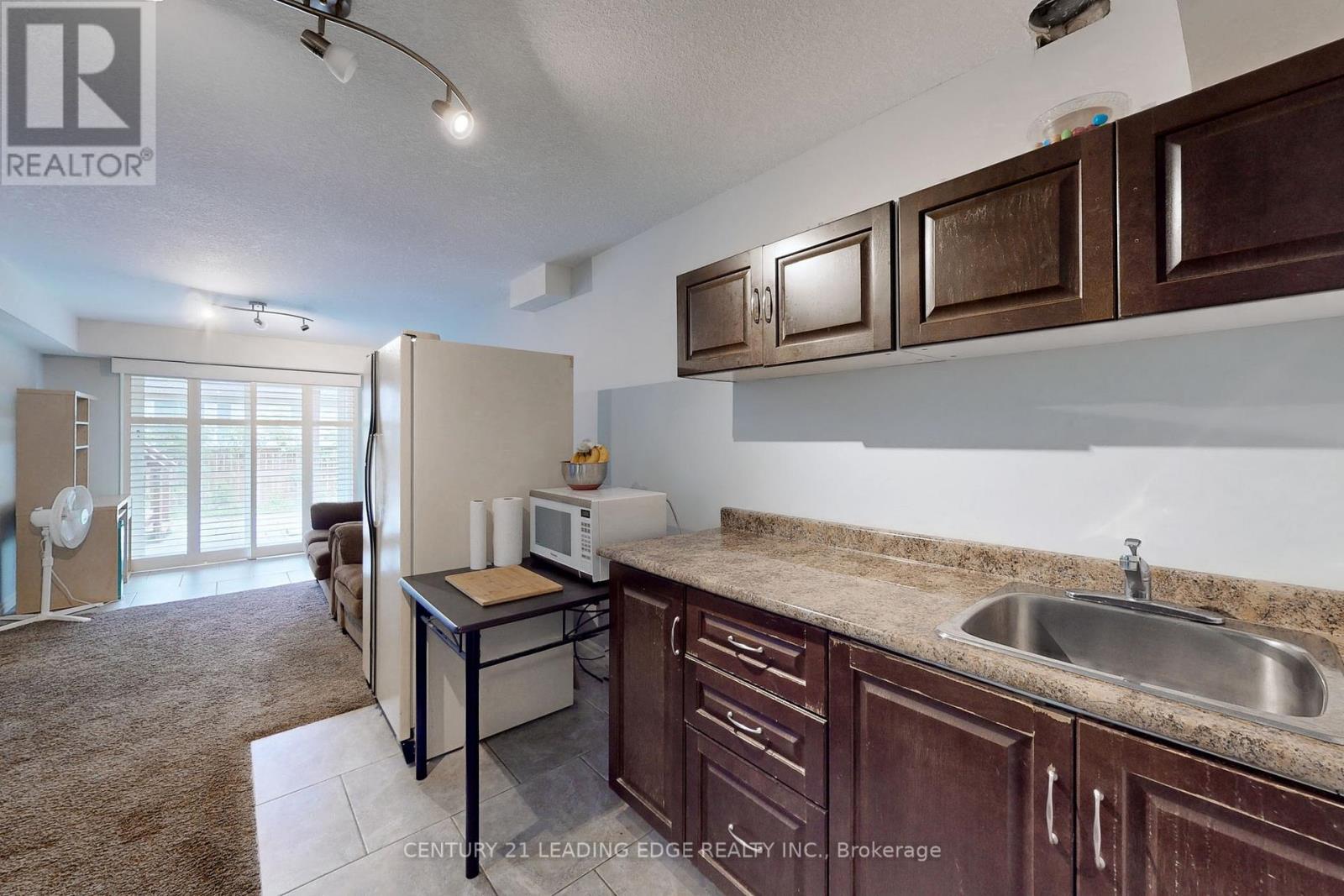 610 B MONTPELLIER DR