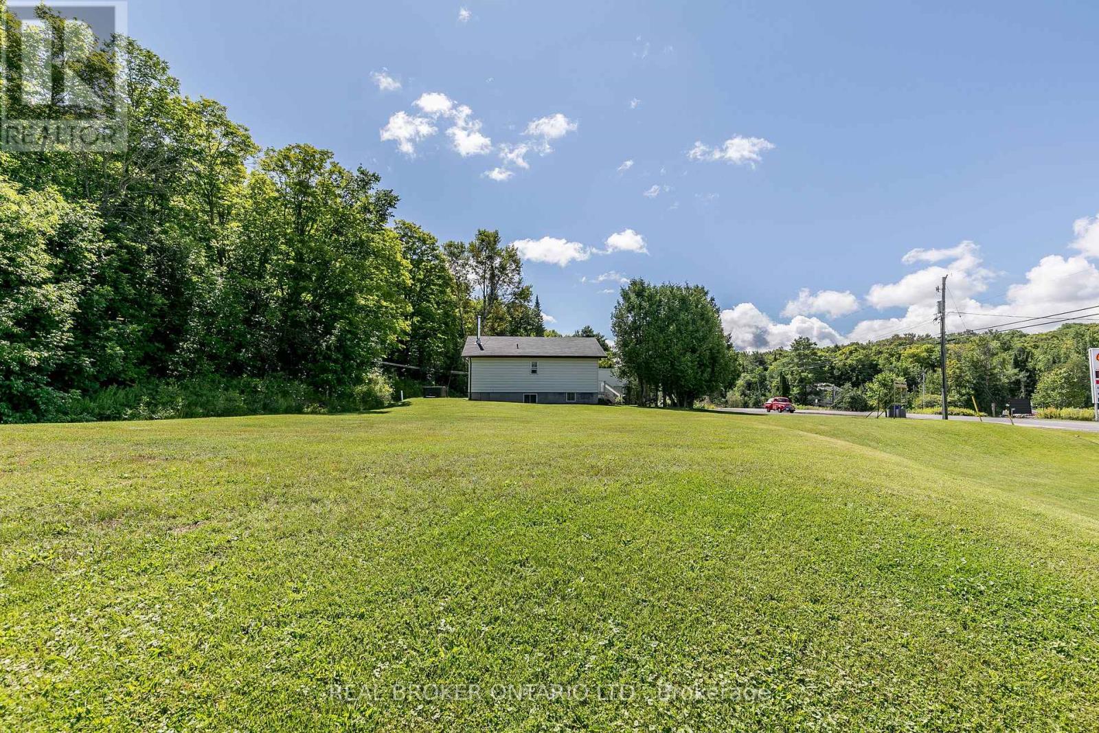 949 RAYMOND RD