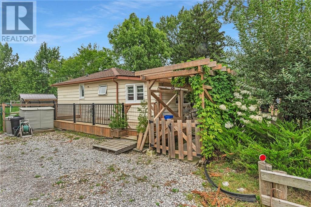 3-5 LAKEVIEW LANE