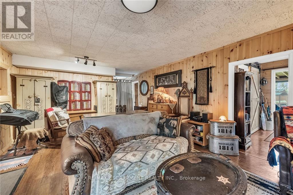 3-5 LAKEVIEW LANE