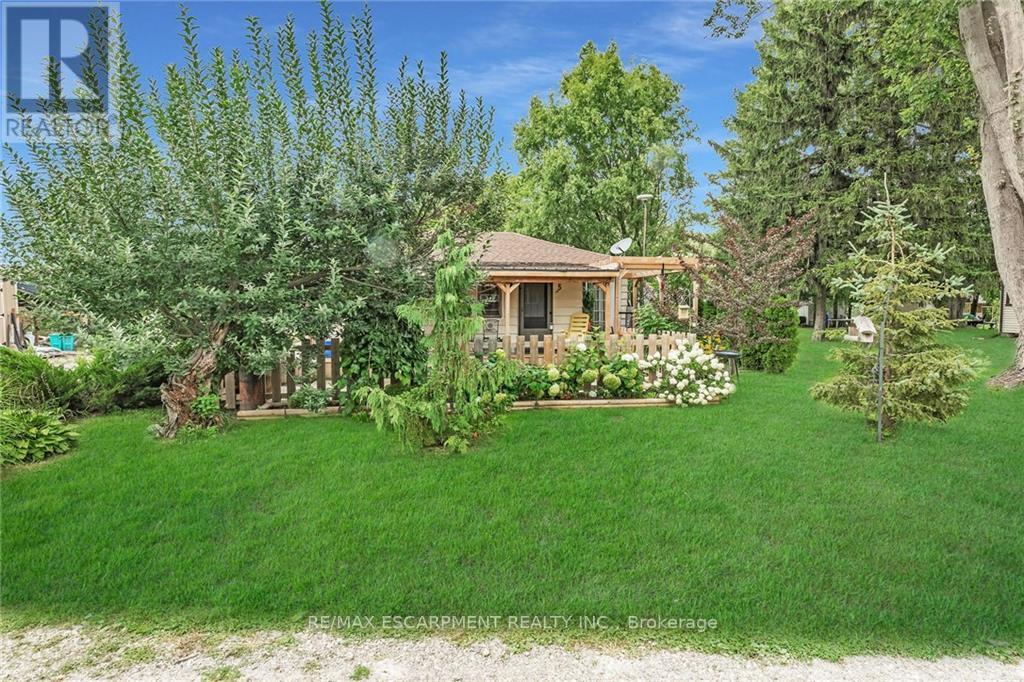 3-5 LAKEVIEW LANE