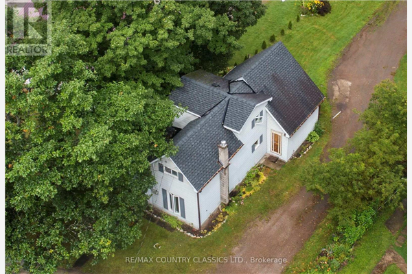 66 BRIDGE ST E, Bancroft