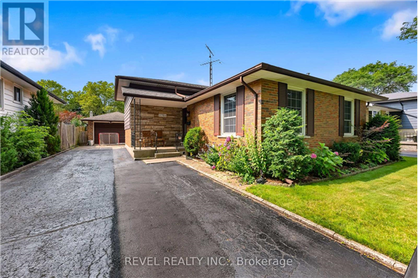 5786 THERESA ST, Niagara Falls