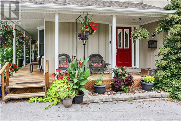 6 7TH ST, Grimsby