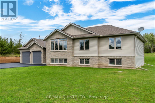 622 FOXTON RD, Belleville