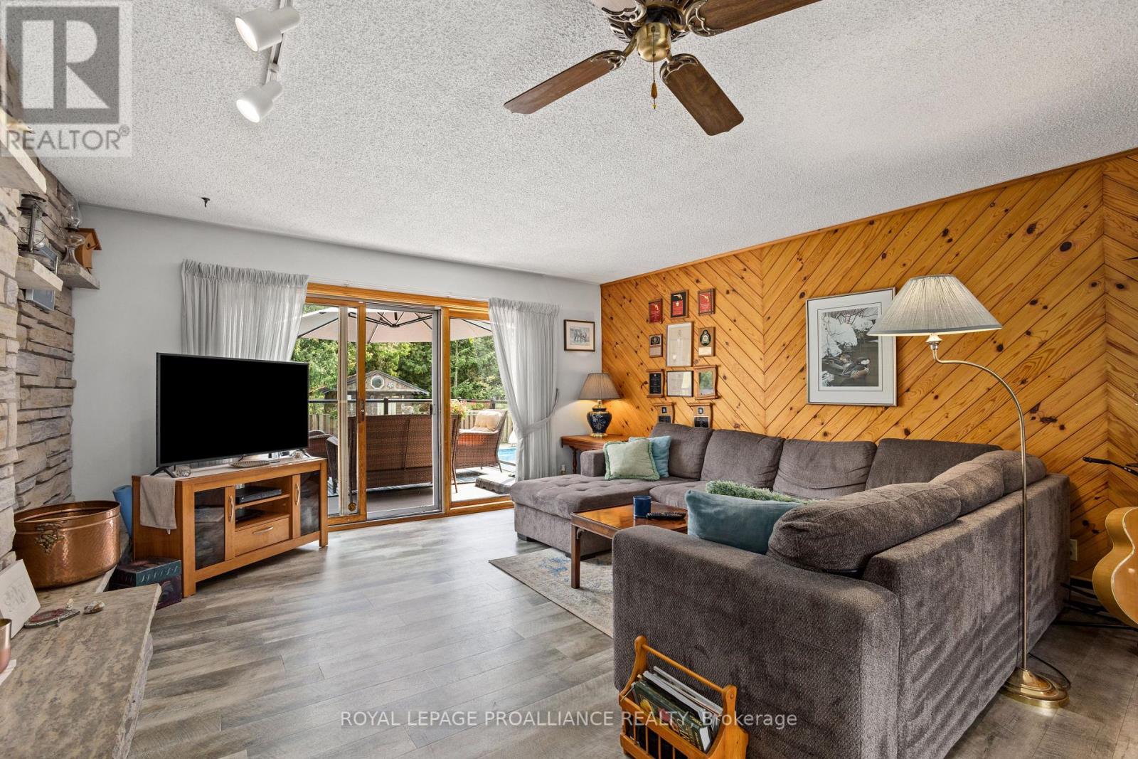 2236 HIGHWAY 37
