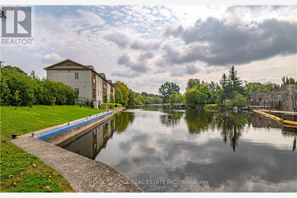 #207 -25 KING ST, Kawartha Lakes