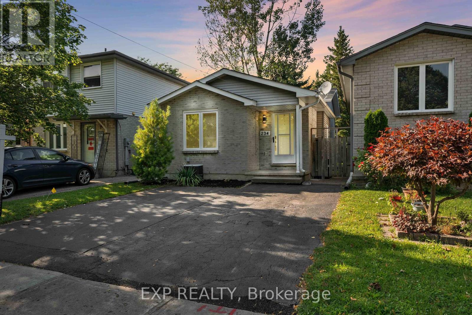 234 OLYMPIC CRES