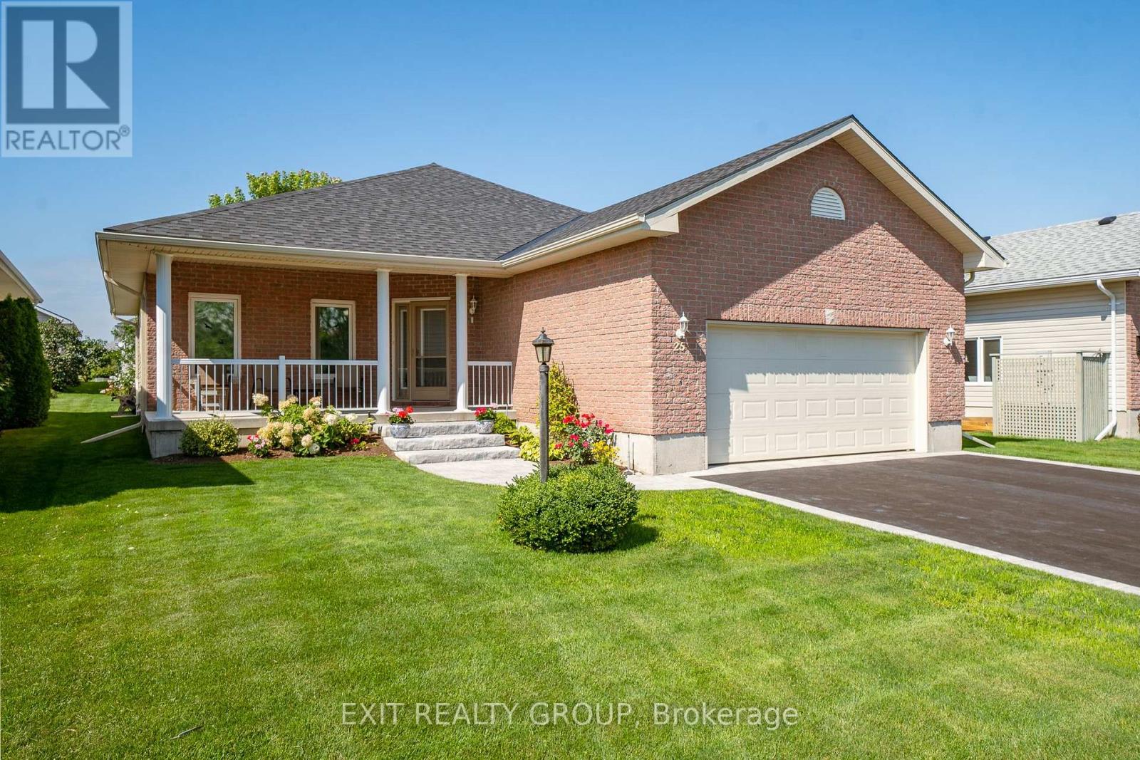 25 ALETHA DR