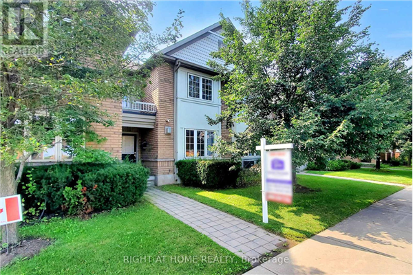 #32 -426 BEACH BLVD S, Hamilton