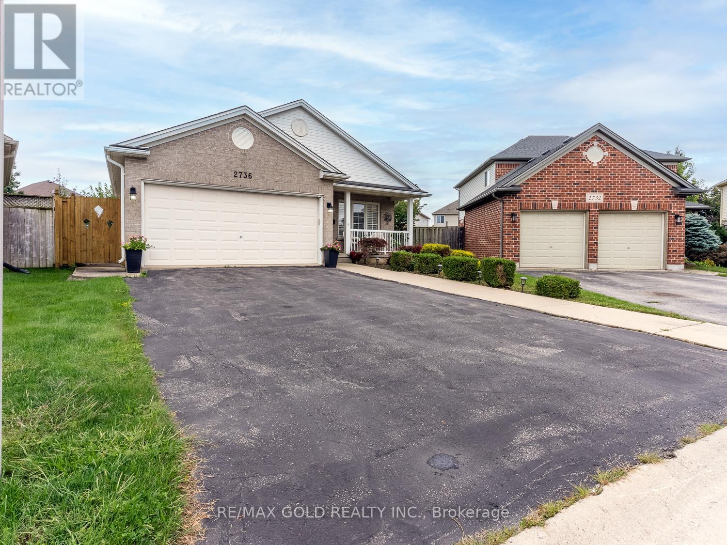 2736 HUTCHINSON CRT