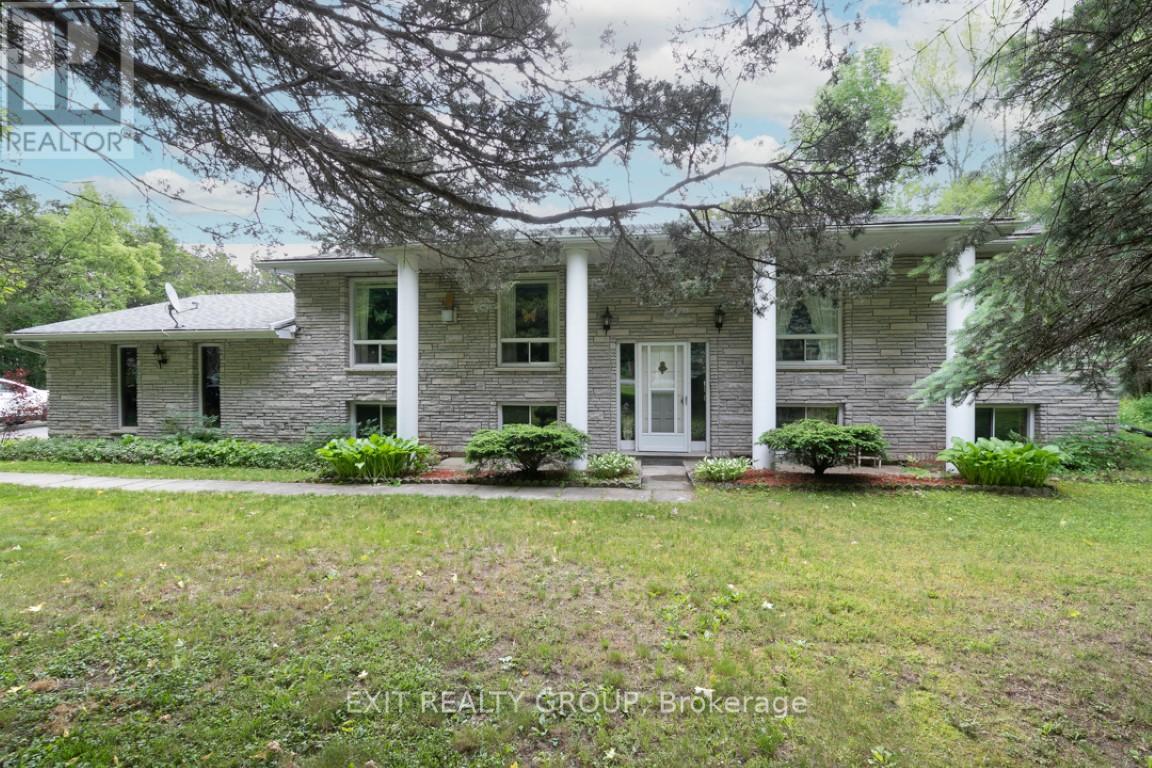 374 SCUTTLEHOLE RD