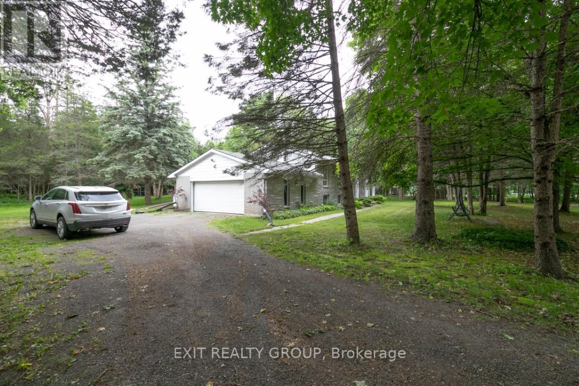 374 SCUTTLEHOLE RD