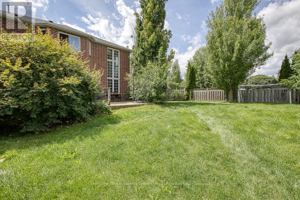 6 OWEN ST