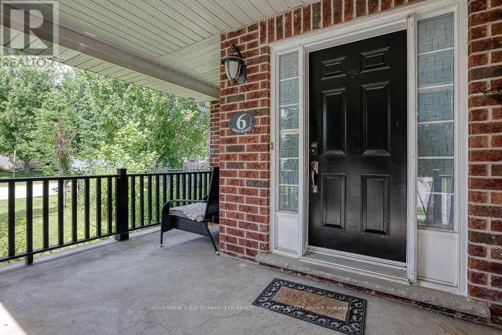 6 OWEN ST
