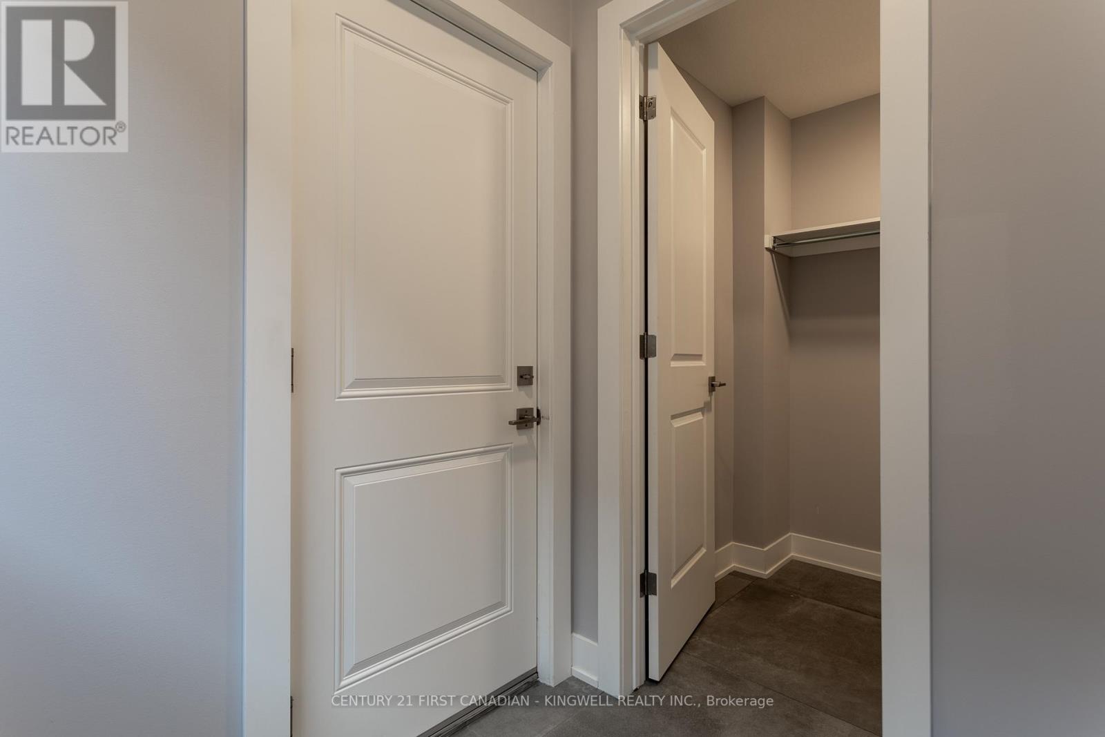 #16 -297 WHITING ST, #16
