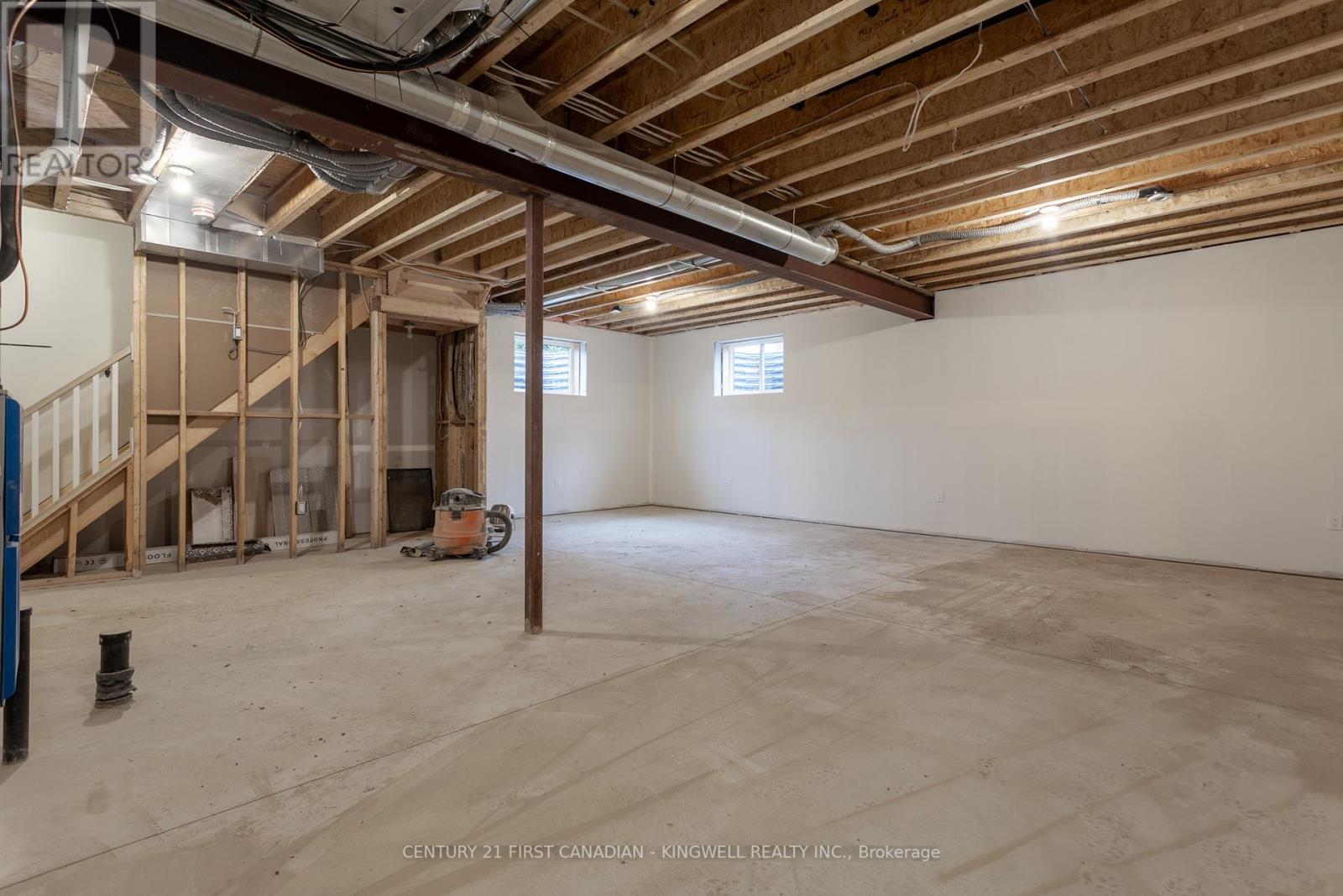 #16 -297 WHITING ST, #16
