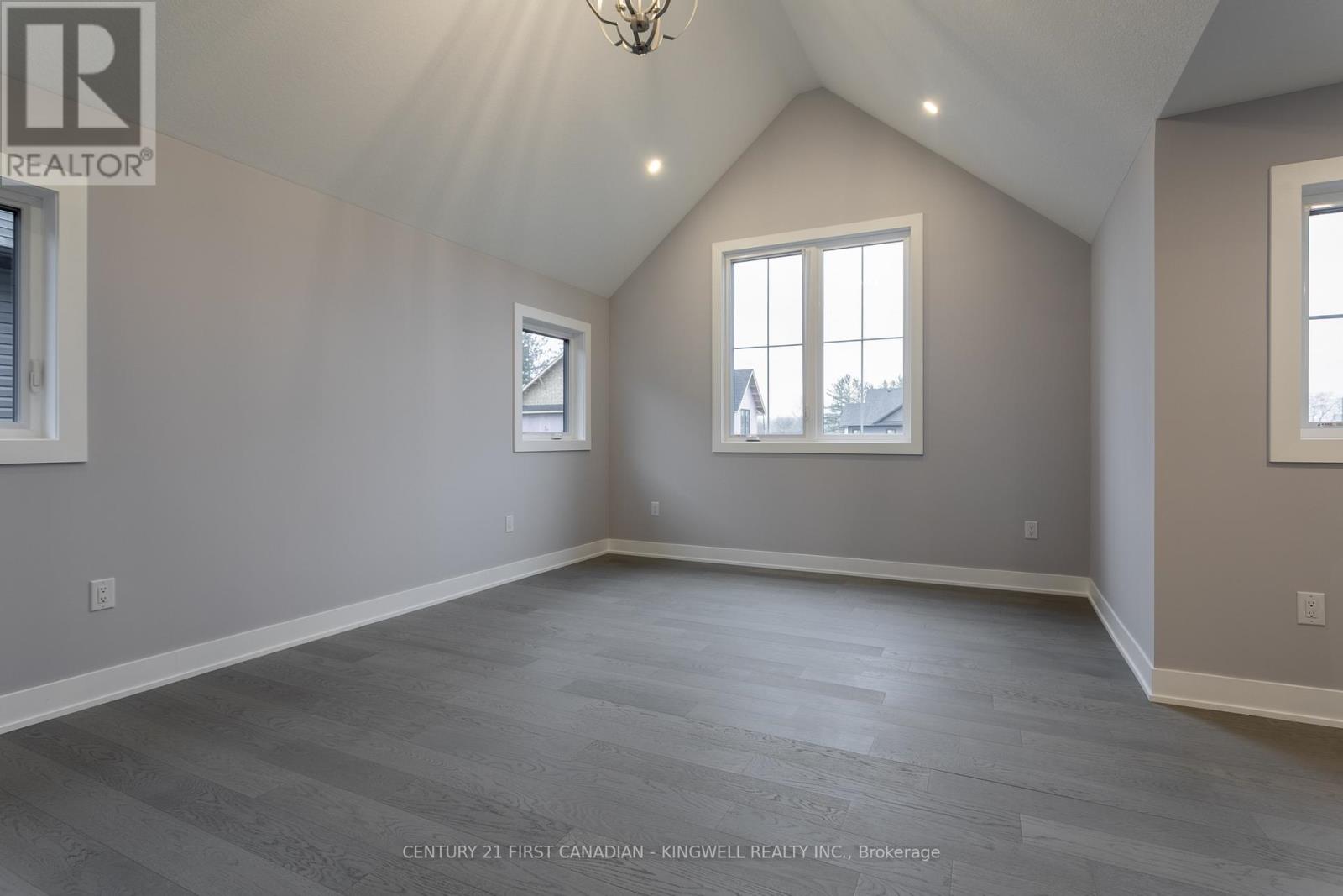 #16 -297 WHITING ST, #16