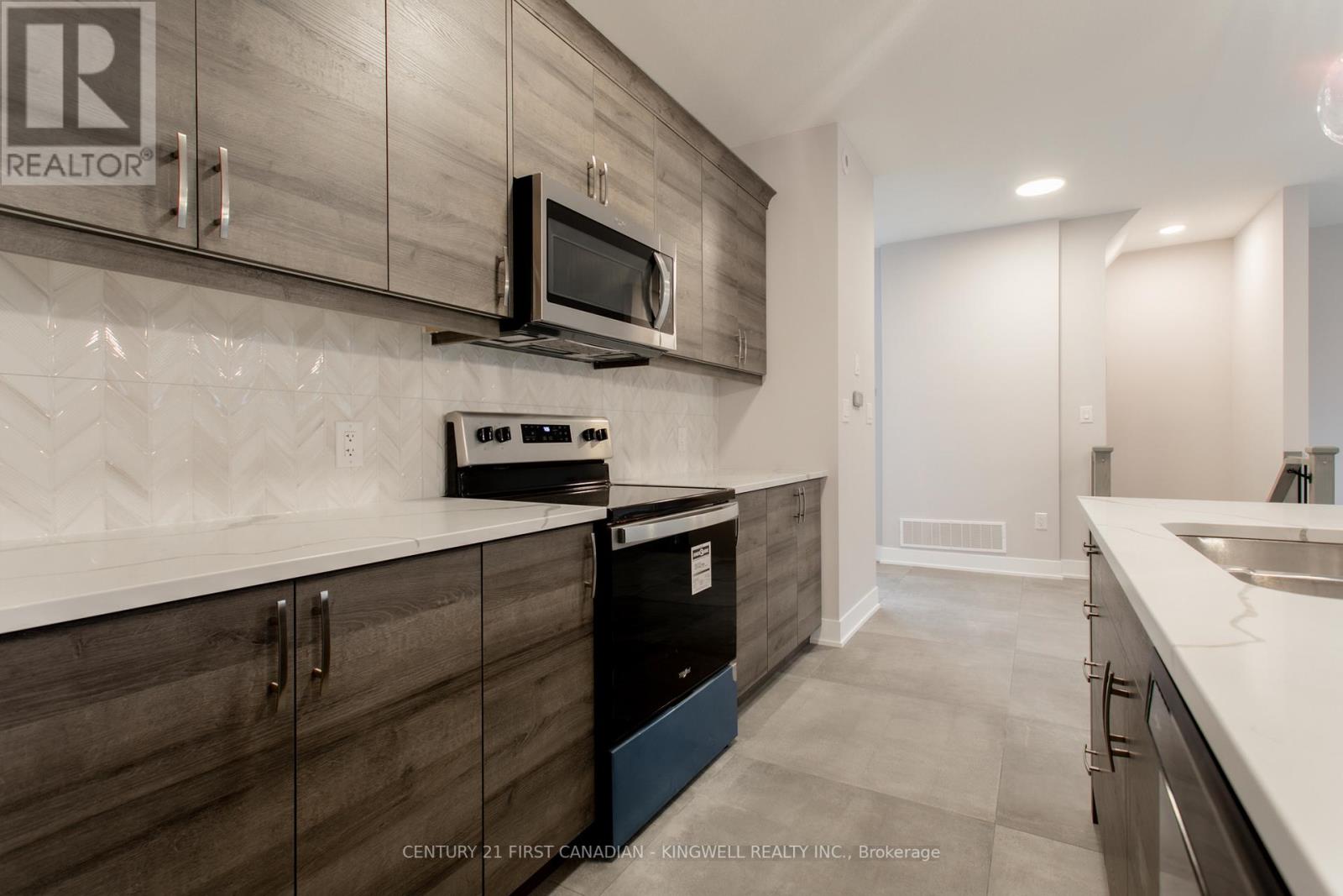 #16 -297 WHITING ST, #16