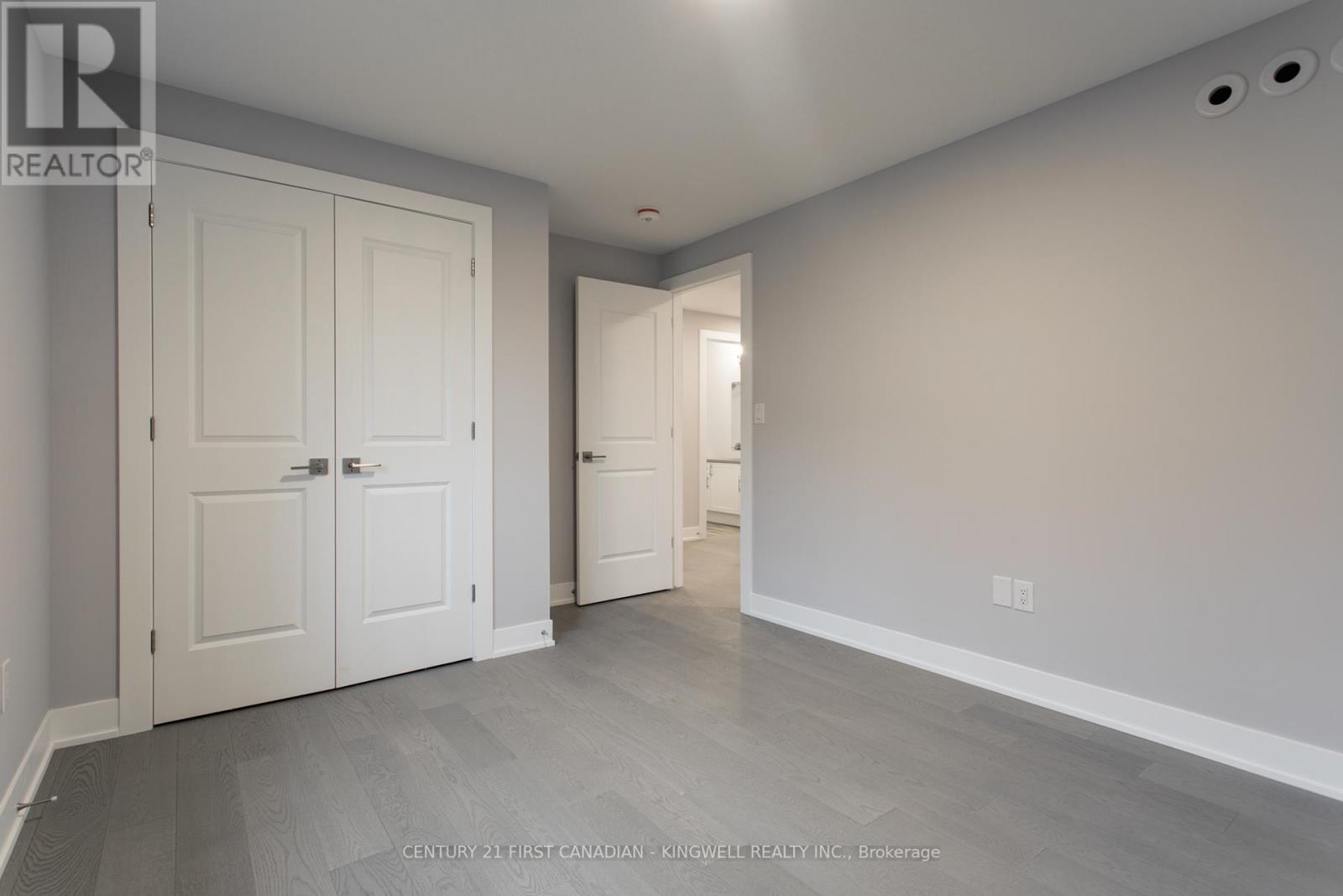 #16 -297 WHITING ST, #16