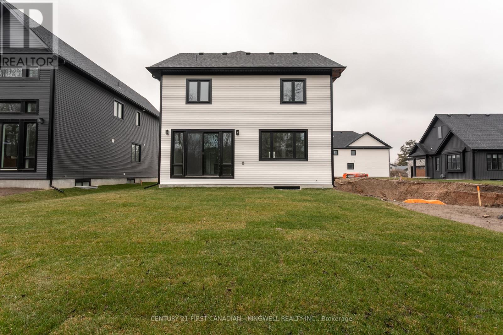 #16 -297 WHITING ST, #16