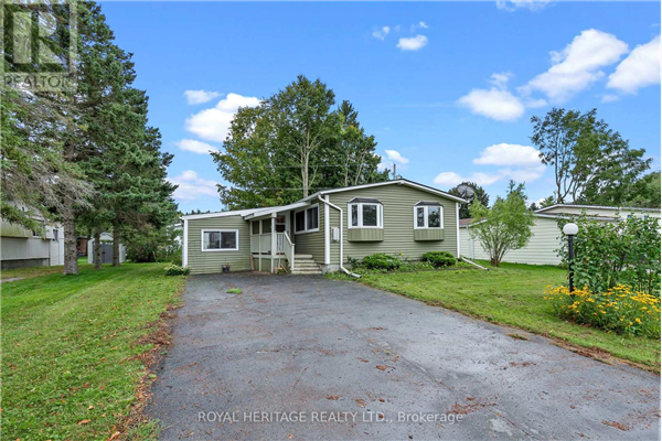 4 FENELON WAY, Kawartha Lakes