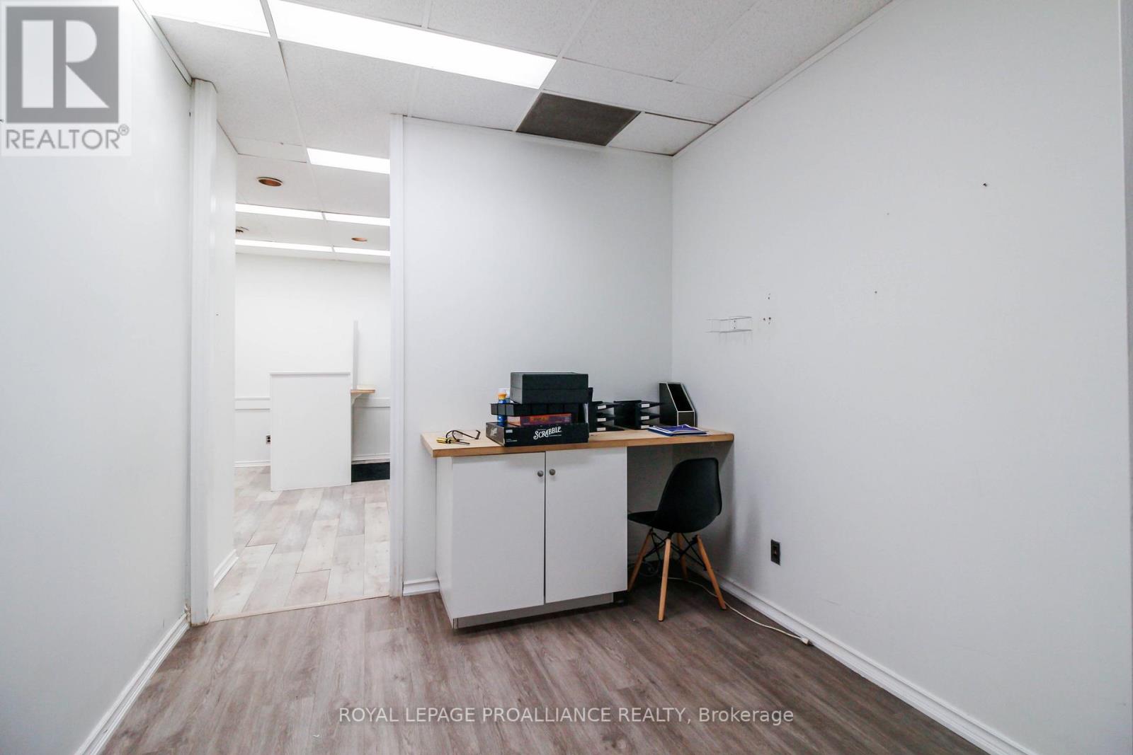 #212 -11 BAY BRIDGE RD, #212