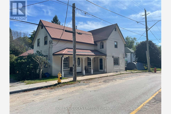 11-13 HASTINGS ST S, Bancroft
